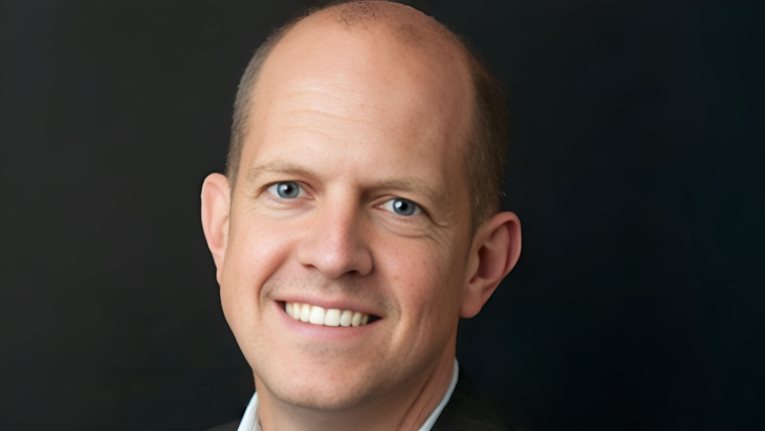 Head shot of Jeff Lunglhofer, CISO at Coinbase.